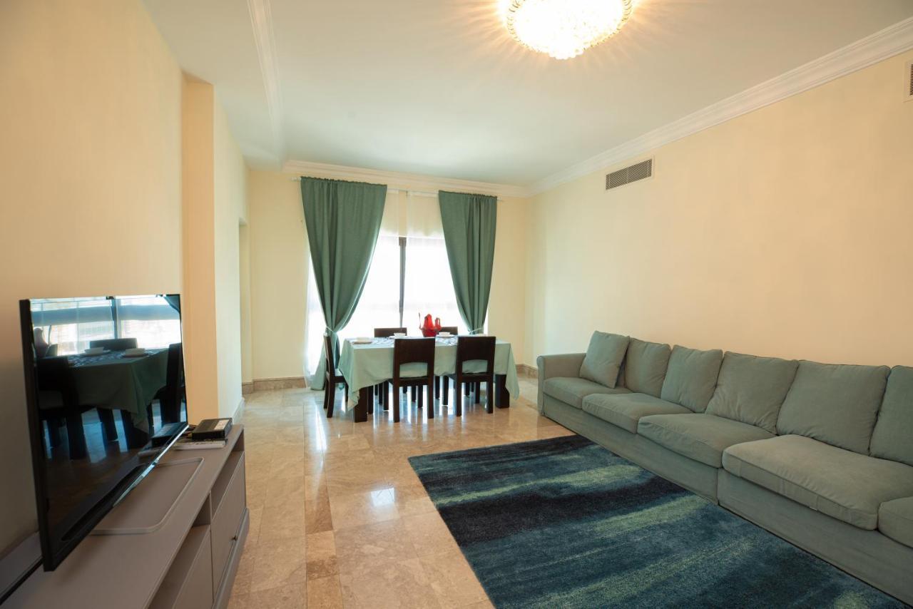 Appartement Gorgeous 2Br In Fairmont à Dubaï Extérieur photo