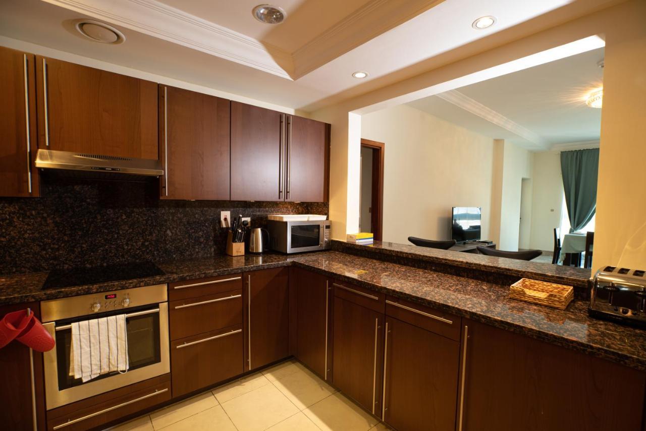 Appartement Gorgeous 2Br In Fairmont à Dubaï Extérieur photo